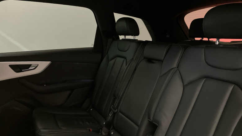 Audi Q7 45 TDI Quattro S Line 5dr Tiptronic Diesel Estate